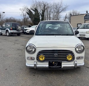 Modelo Antiguo de Alta Calidad en VENTA, Da iha tsu Mira Gino RHD de 1999 USADO, DISPONIBLE EN TIENDA - Product Image 1