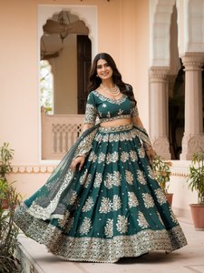 Ensemble Lehenga Choli en soie verte orné, longueur ras du sol, sans plis, style floral Zari, tenue indienne pakistanaise pour mariage et fête - Product Image 4