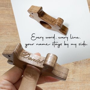Soporte de Páginas de Libro de Madera Ecológico Hecho a Mano con Acabado Pulido, Forma Personalizada, Soporte para Pulgar, Adorno de Escritorio, Accesorio de Lectura - Product Image 6