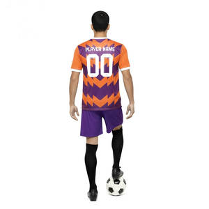 Camisetas de Fútbol Personalizadas con Mangas Cortas, Transpirables, de Secado Rápido, con Números y Logotipos Personalizados para Equipos, Escuelas, Unisex, Tallas para Adultos - Product Image 2