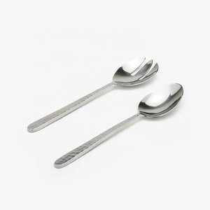 Ensemble exclusif de cuillères et fourchettes à salade en métal avec manche carré martelé pour la maison et les hôtels – Services à salade dorés - Product Image 4