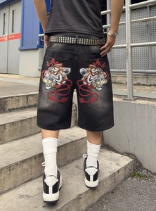 Men's Street Style Embroidered Tiger <b>Denim</b> Shorts Mid Waist Button Fly Canvas <b>Material</b> Anti-Wrinkle Breathable Windproof - Product Image 5