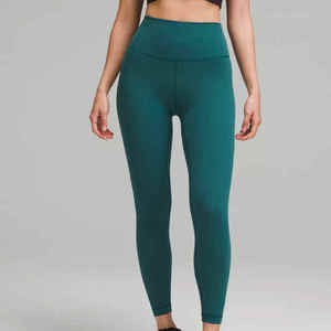 Leggings de yoga taille haute ultra doux pour femmes en Spandex/Polyester, avec logo personnalisé, respirants, écologiques, longueur genou, disponibles en plusieurs couleurs - Product Image 2