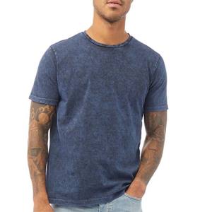 T-shirt décontracté délavé à l'acide, style vintage streetwear, bleu foncé texturé, pour homme, avec logo personnalisé OEM, fabricant en gros - Product Image 4