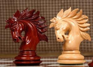 Juego de ajedrez premium de San Petersburgo, piezas artesanales de palisandro y cedro, rey de 4.3 pulgadas con acabado lacado, a precio económico. - Product Image 4