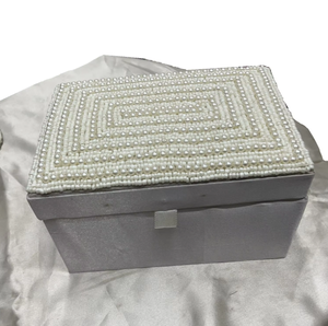 Handmade Green Velvet Jewelry Leather <b>Storage</b> Box with Embroidered Logo Travel-friendly <b>Ring</b> Holder Custom Embroidered Logo - Product Image 2