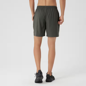 Shorts Bermuda pour homme en polyester uni à taille élastique, séchage rapide, avec poches, vêtements de sport décontractés - Product Image 4