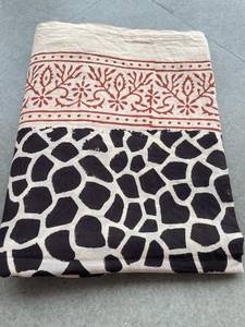 Best Selling 1-Piece Cotton Sarong Beach Towel Soft Lady Floral & Animal Pattern Custom Logo Printing Quick Dry Eco-Friendly - Product Image 3