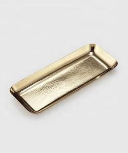 Plateau de poignée en laiton artisanal indien Matériau en bois d'acacia Style martelé fait à la main pour la décoration intérieure Direct Indian Manufacturing Co. - Product Image 4