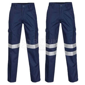 Pantalon de travail respirant personnalisé pour homme, idéal pour les artisans, mécaniciens, techniciens, et les tâches extérieures, robuste et renforcé pour une protection optimale. - Product Image 4