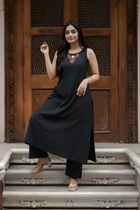 Ensemble Kurta et Palazzo en Coton Doux Noir Brodé, Col Rond, Sans Manches, Coupe Évasée, Longueur Cheville, Tenue Quotidienne Ethnique, Tailles M L XL XXL - Product Image 3