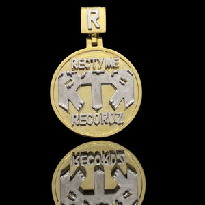 Pendentif personnalisé effet diamant CZ glacé Elite - Product Image 1