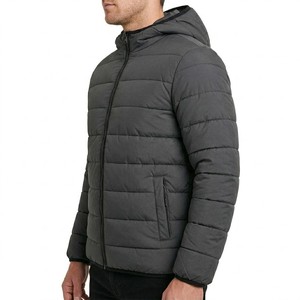Veste matelassée légère à capuche personnalisée, coupe-vent, isolante, zippée, pour homme, idéale pour l'hiver et les occasions décontractées. - Product Image 5