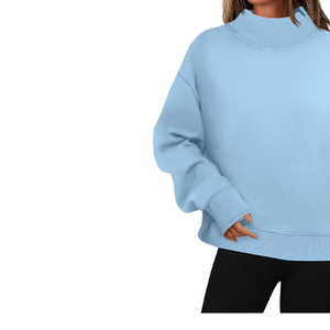 T-shirt basique décontracté à col montant et manches longues pour femme, coupe ajustée et extensible - Product Image 3