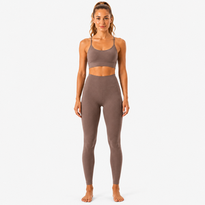 Conjunto de yoga acanalado sin costuras para mujer: leggings de cintura alta y sujetador deportivo con espalda cruzada para fitness y gimnasio - Product Image 1