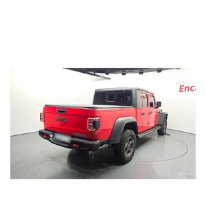 Jeep Gladiator Rubicon 3.6 2023, 36,584 km, Caja de Cambios Automática, Asientos de Cuero, Volante a la Izquierda, Cámara Trasera, 12 Meses de Garantía - Product Image 2