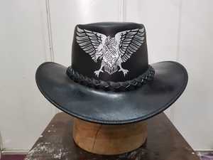 หมวกคาวบอยหนังสีดำลายกราฟิก Silver Eagle พร้อมสายถักแบบตะวันตก ปีกกว้าง เหมาะสำหรับขี่ม้าในฟาร์ม สำหรับผู้ชาย - Product Image 3