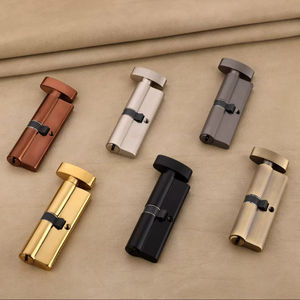 Bouton de meuble cylindrique en laiton premium 100 mm, 1 clé d'un côté, 1 bouton d'un côté, 3 ou 5 ensembles de clés pour hôtels et villas, approvisionnement en gros Inde - Product Image 4