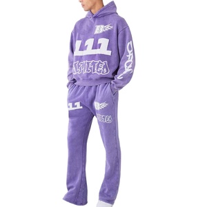 Chándal suave y cómodo con estampado texturizado y acabado profesional - Product Image 1