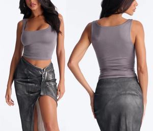 Débardeurs pour femmes avec logo personnalisé, effet seconde peau, coussinets amovibles, col carré, coupe courte, respirants, pour le yoga et la gym - Product Image 4