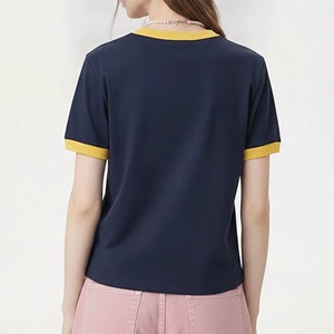 Prix de gros – Nouveau T-shirt d'été à épaules tombantes, coupe classique, col rond, surpiqûres contrastées, 100 % coton, avec logo personnalisé sérigraphié et appliqués – Livraison rapide - Product Image 3