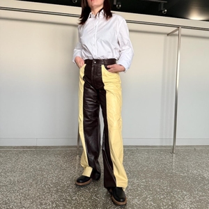 Pantalones de mujer de cintura alta, acampanados, de piel sintética, con paneles de colores, estilo motociclista, largos, holgados, para invierno - Product Image 5