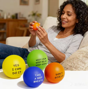 Set de Balones de Ejercicio con Mensajes Motivacionales en Colores Verde, Azul, Amarillo y Naranja, Material PU para Uso Escolar, Alivio del Estrés y Entrenamiento de Concentración - Product Image 2