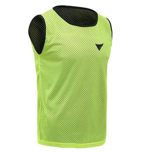 เสื้อกีฬาฟุตบอลแบบมีตาข่าย ระบายอากาศได้ดี ทนทาน น้ำหนักเบา ไซส์ใหญ่  ปรับแต่งได้ เหมาะสำหรับการฝึกซ้อมประจำวันและการเล่นกีฬาสำหรับผู้ชาย - Product Image 2