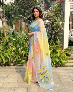 Sari Floral Multicolor KV con Blusa Sin Coser - Product Image 5