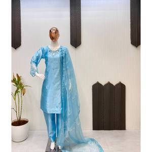 Ensemble haut et bas de soirée noir pour femme LG Designer avec un magnifique dupatta, taille M - Product Image 4