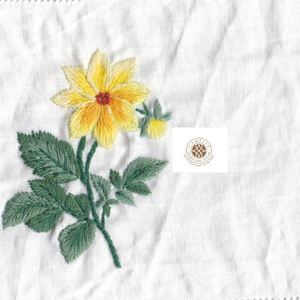 Servilleta de lino con bordado de girasoles, costuras vibrantes que añaden un toque campestre y animado para fiestas y reuniones. - Product Image 3