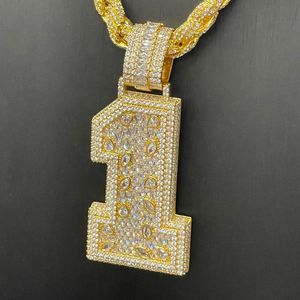 จี้ห้อยคอ AMBER JEWELS ทองคำแท้ 14K ประดับเพชรแล็บโกรว์ วินเทจ รับรองโดย IGI สไตล์ฮิปฮอป สำหรับทั้งชายและหญิง รุ่น Make Em Sweat ชุบด้วยสังกะสี - Product Image 1