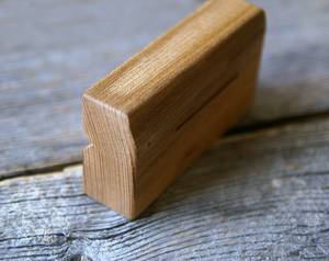 Caja de Anillos de Madera Pulida, Forma Rectangular, Diseño Clásico Hecho a Mano con Cierre Magnético para Guardar Joyas - Product Image 5
