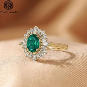 Bague de fiançailles classique en moissanite plaquée or rose et argent pour femme, sertie de griffes - Product Image 3