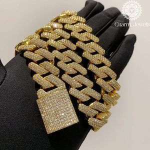สร้อยคอผู้ชาย Charm_Jewells ประดับโมอิสซาไนต์ ชุบทอง 14K บนตัวเรือนเงิน ดีไซน์แบบฮิปฮอป ทรงเหลี่ยมเจียระไน ประดับเพชรเม็ดเล็กๆ ได้รับการรับรองจาก IGI - Product Image 2