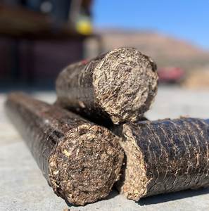 Briquettes de bois dur de qualité supérieure, combustible biomasse écologique, rendement thermique élevé, faible humidité, pour barbecue, chauffage, foyer, usage industriel - Product Image 4