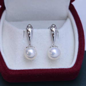 Pendientes de Plata de Ley S925 con Perlas Blancas de 9-10 mm de Zhuji Danshui, Diseño Minimalista con Ligera Imperfección - Product Image 5