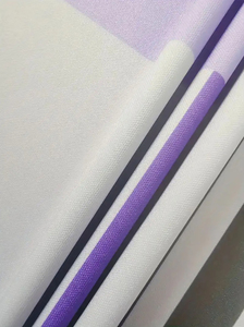 Polo de Manga Corta para Hombre, Diseño Geométrico con Bloques de Color, Tejido Transpirable, 100% Poliéster, Corte Regular, Venta al Por Mayor - Product Image 6