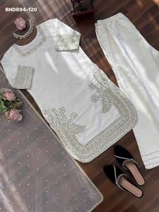 Proveedor de conjuntos de trajes Plazzo y Dupatta de crepé de diseño de primera calidad con hilo y trabajo de lentejuelas, de Surat. - Product Image 6