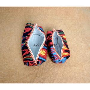 ชุดกระเป๋าเครื่องสำอางลายดอกไม้สีเหลืองพิมพ์ลายสกรีน 3 ชิ้น ยี่ห้อ Quince Life Cotton Quilted Casual รุ่น Heartbeat - Product Image 6