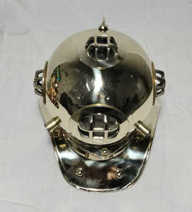 Casque de plongée chromé avec impression numérique Taille et logo personnalisables pour la décoration de la maison et les cadeaux de promotion - Product Image 4