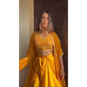 Ensemble de drapé Dhoti prêt-à-porter pour femmes de créateur avec Koti élégant et à la mode - Product Image 4