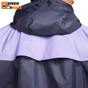 Chaqueta Cortavientos Ligera Impermeable con Logotipo Personalizado, Chaqueta de Nailon con Capucha Extra Grande para Hombre/Mujer, Venta al Por Mayor - Product Image 5