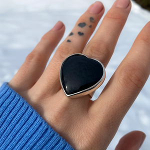 Bague en onyx noir en forme de cœur, argent sterling 925, bague en pierre précieuse faite à la main, bijoux romantiques - Product Image 4