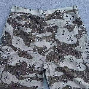 Shorts en strass pour hommes, best-seller, design avant-gardiste, style brillant, pour un look urbain - Product Image 3