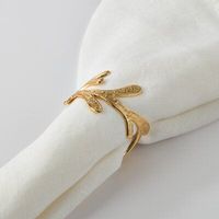 Anneaux de serviette carrés dorés tendance, faits à la main, en métal, décoration de table élégante, accessoires de salle à manger, pour mariage, fête, restaurant, hôtel, maison, cadeau