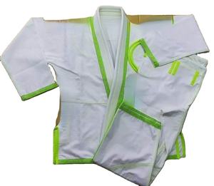 Uniforme de Karate Unisex de Alta Calidad Personalizable con Logotipo Personalizado - Product Image 1