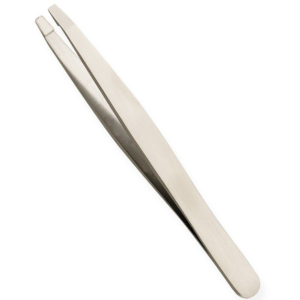 Pinzas de Cejas de Acero Inoxidable de Alta Precisión con Punta Inclinada, Plateadas, con Logotipo Personalizado OEM, Herramienta de Belleza y Maquillaje - Product Image 1
