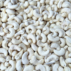 Hot Sale Best Rate Raw Cashew <b>Nuts</b> WW180, WW240, WW320, LP, WS Cashew <b>Nuts</b> Cashew <b>Nuts</b> Bulk Private Label Packaging Available - Product Image 1