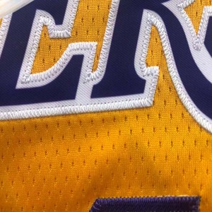 Conjunto de Baloncesto Duradero sin Mangas: Camiseta y Pantalones Cortos Personalizados para Equipos, Ropa Deportiva OEM para Hombre, Tejido Transpirable, Fabricante para Pedidos al por Mayor - Product Image 5